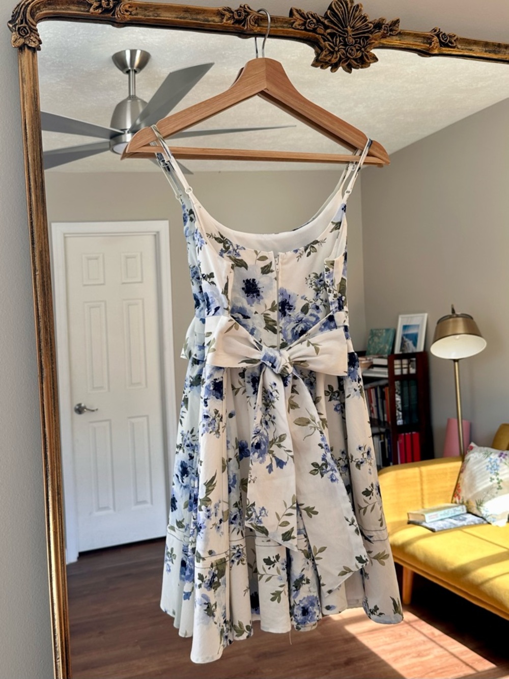 Francesca's A Line Floral Dress - Picture 2 of 3